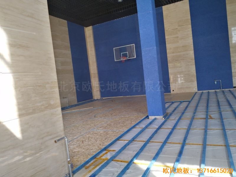內(nèi)蒙古赤峰中國(guó)稅務(wù)總局職工活動(dòng)中心體育木地板鋪設(shè)案例