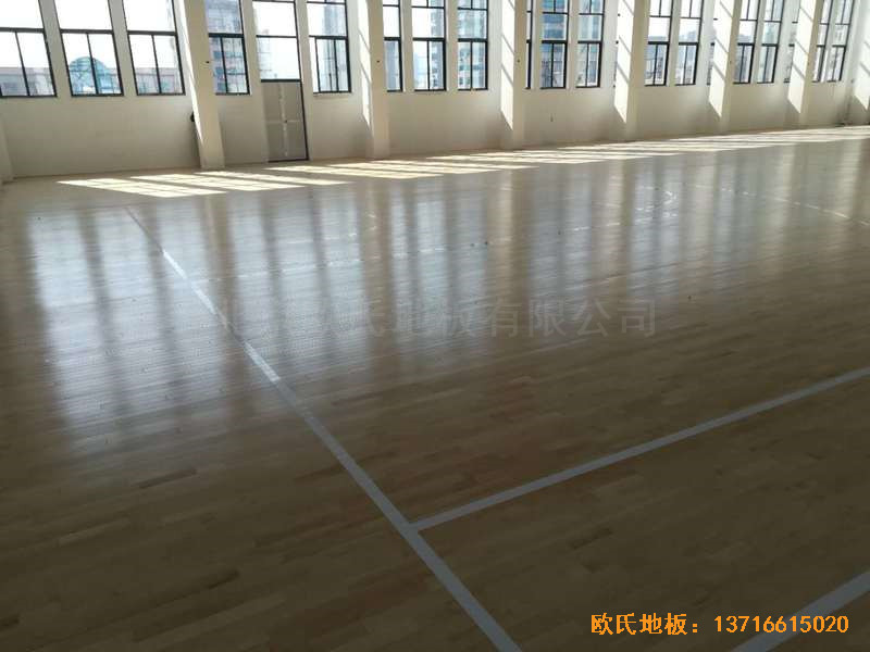 浙江臺(tái)州溫嶺消防大隊(duì)籃球館體育木地板鋪裝案例4