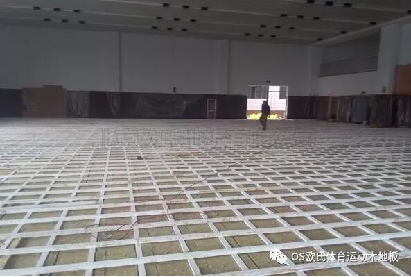 浙江湖州市吳興區(qū)吳興實驗中學籃球木地板鋪設(shè)工程