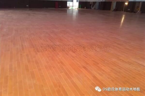 浙江湖州市吳興區(qū)吳興實驗中學籃球木地板鋪設(shè)工程